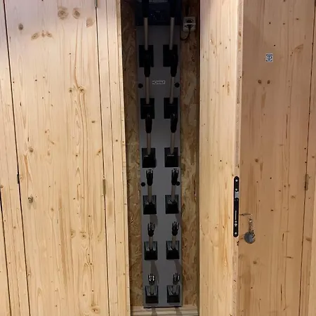 Portes Du Pleney 201